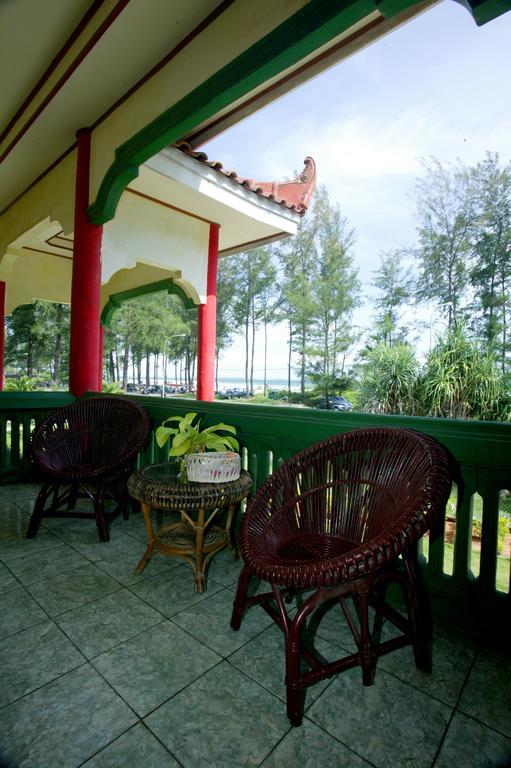 Pasir Putih Resort Бенгкулу Номер фото