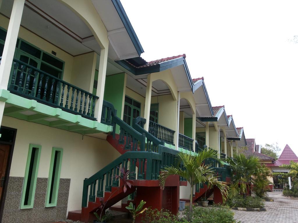Pasir Putih Resort Бенгкулу Номер фото